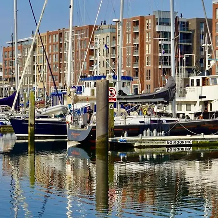 Bizstay Harbour Iii Scheveningen * Den Haag